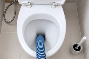 WC Mampet